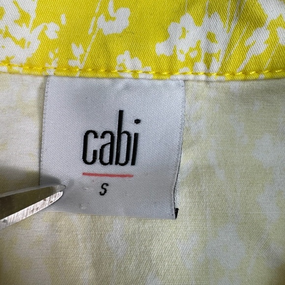 Cabi Field Jacket Womens Size Small Daisy Floral Print Buttons Yellow Pockets - Picture 3 of 9